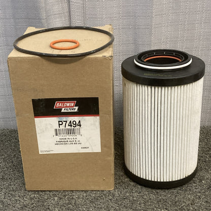 NEW GENUINE BALDWIN P7494 Lube Oil Filter Elements