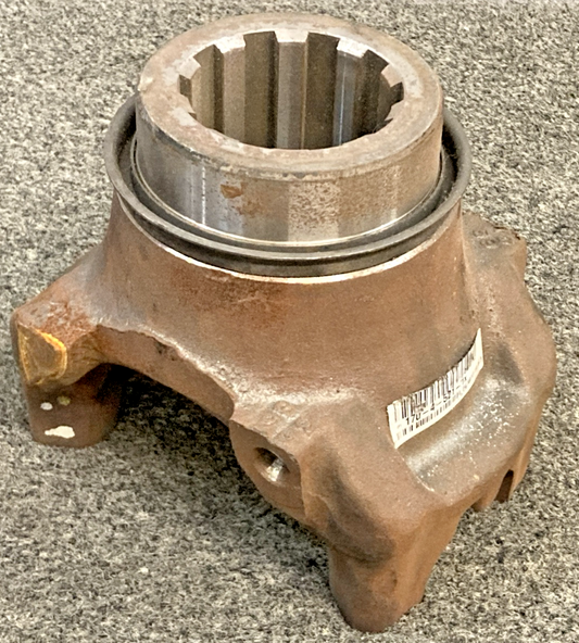NEW GENUINE SPICER 170-4-521-1X END YOKE 10-SPLINE
