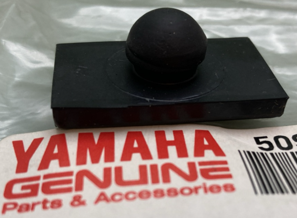 NEW GENUINE YAMAHA 509-24724-00 Damper, Seat