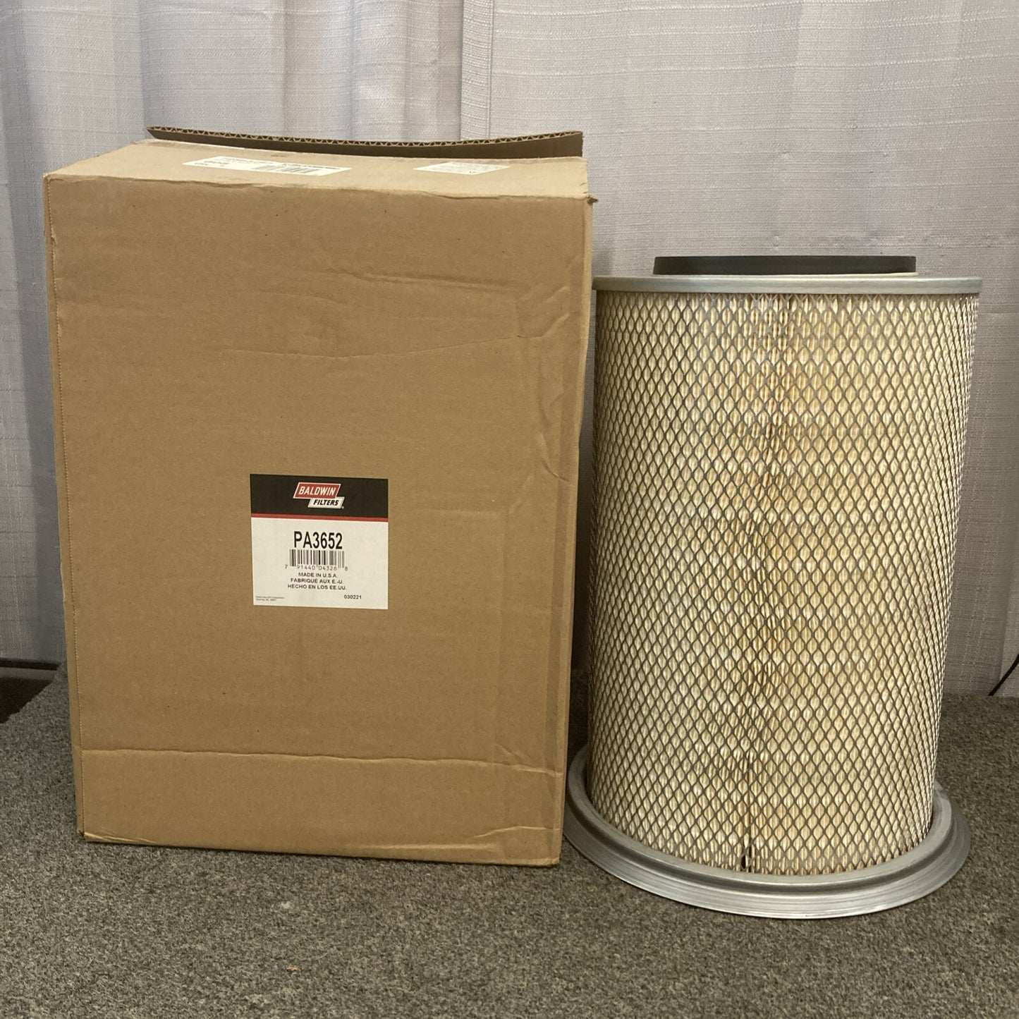 NEW GENUINE BALDWIN PA3652 Axial Seal Air Filter Element