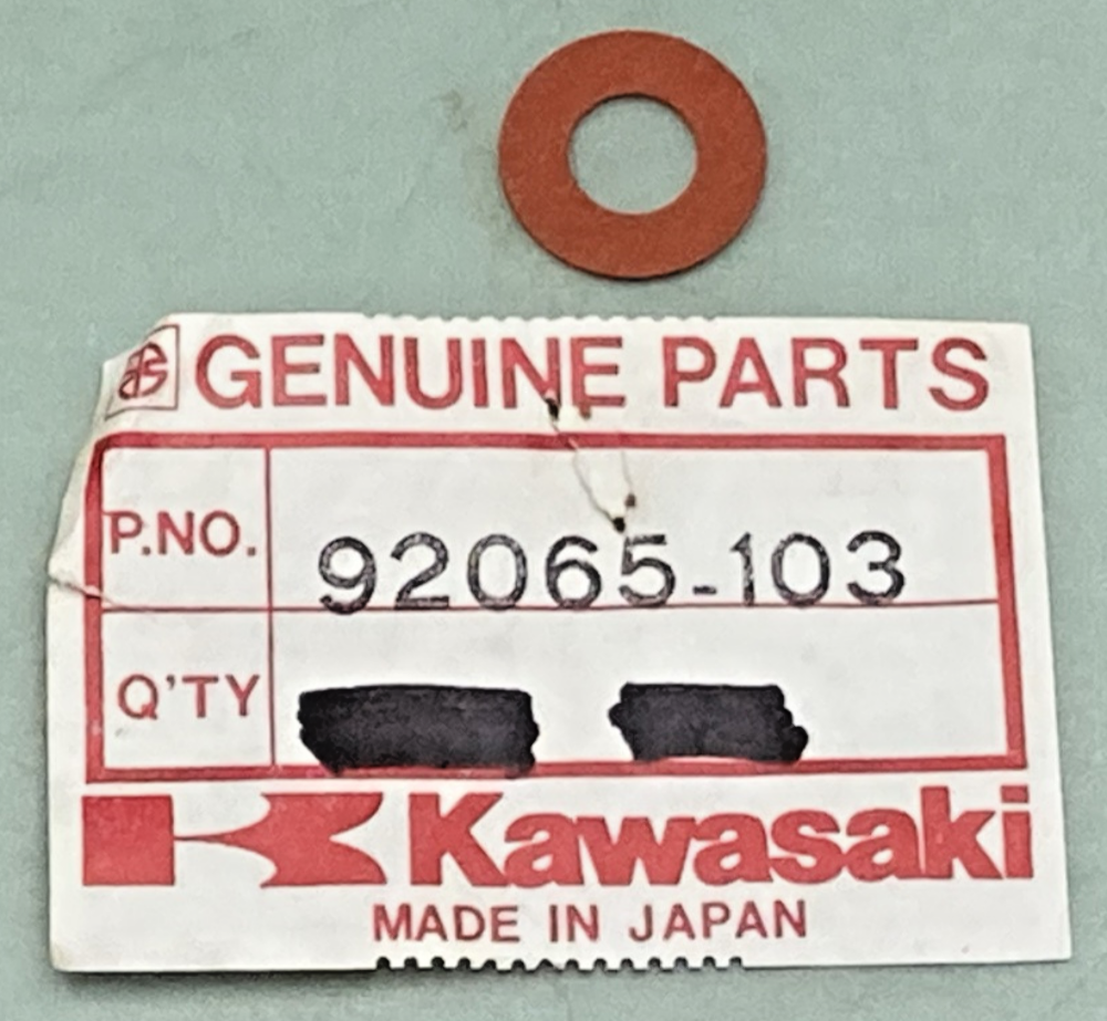 QTY 2 NEW GENUINE KAWASAKI 92065-103 Gasket, Tachometer Gear