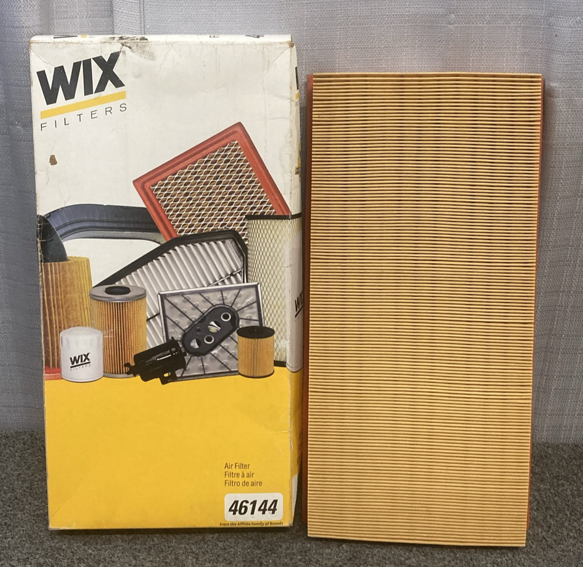 NEW GENUINE WIX 46144 Air Filter Panel
