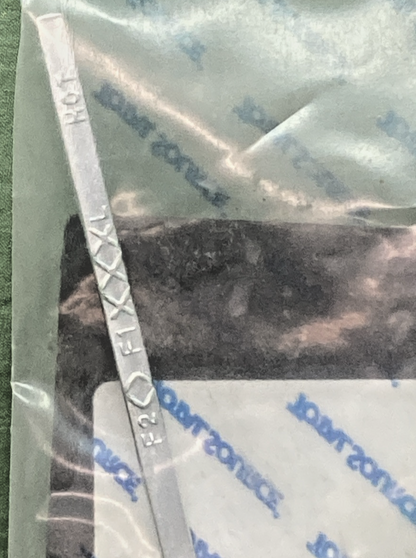 NEW GENUINE TOTAL SOURCE 32305-23330-71 DIPSTICK