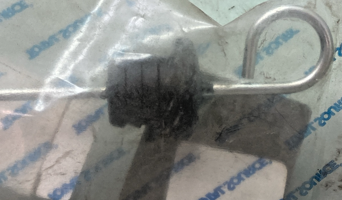 NEW GENUINE TOTAL SOURCE 32305-23330-71 DIPSTICK