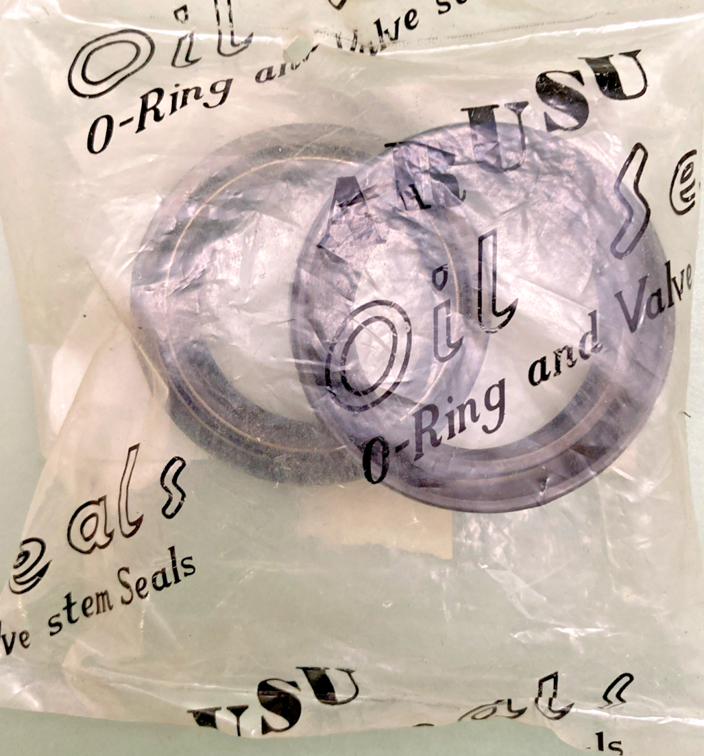 NEW GENUINE ARUSU  42-9025 OIL SEALS