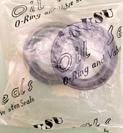 NEW GENUINE ARUSU  42-9025 OIL SEALS