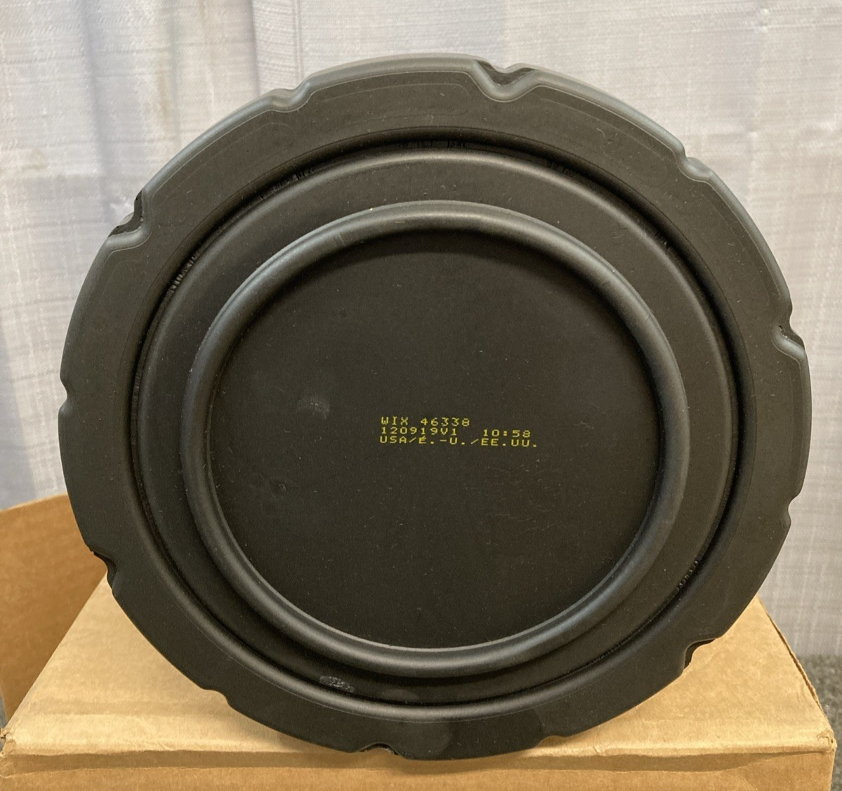 NEW GENUINE WIX 46338 AIR FILTER