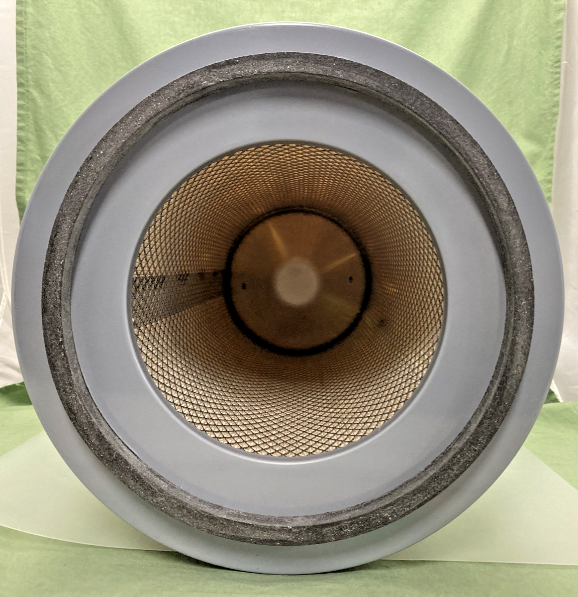 NEW GENUINE WIX 42253 AIR FILTER