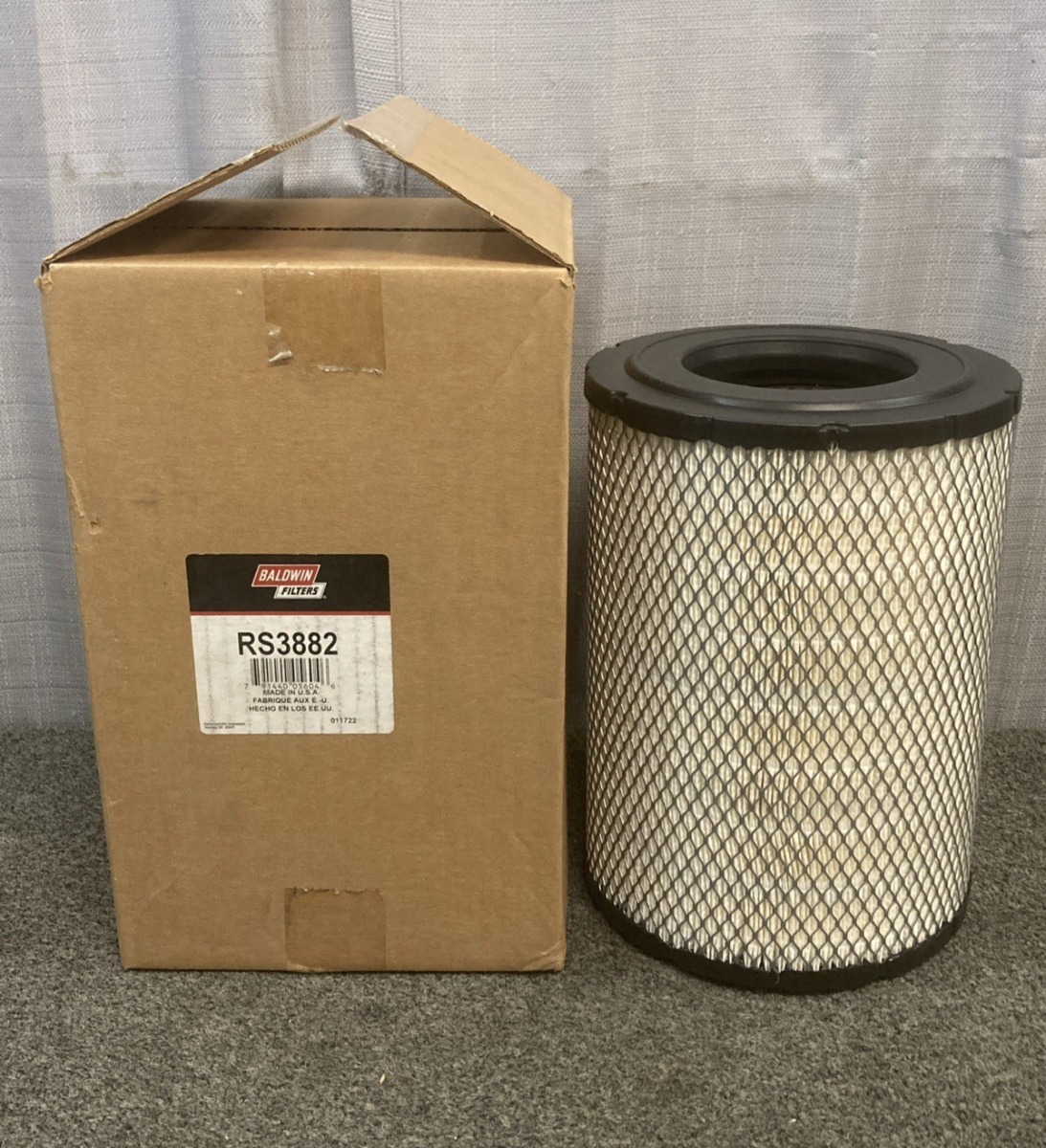 NEW GENUINE BALDWIN RS3882 Radial Seal Air Filter Element