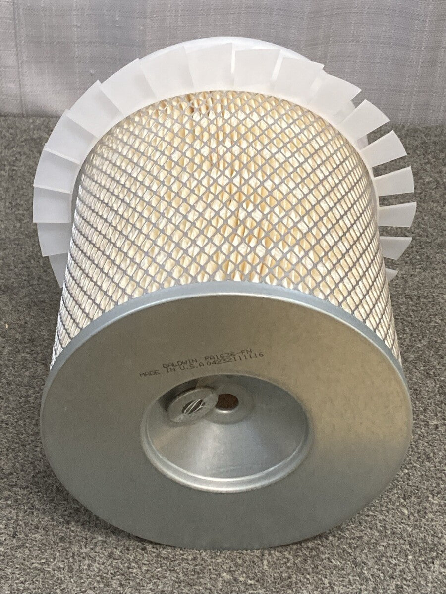 NEW GENUINE BALDWIN PA1636-FN  Axial Seal Air Filter Element