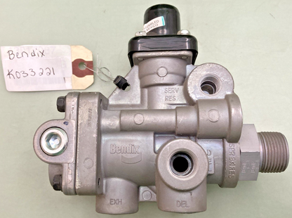 NEW GENUINE BENDIX K033221 VALVE SR-5, SPRING BRAKE VALE