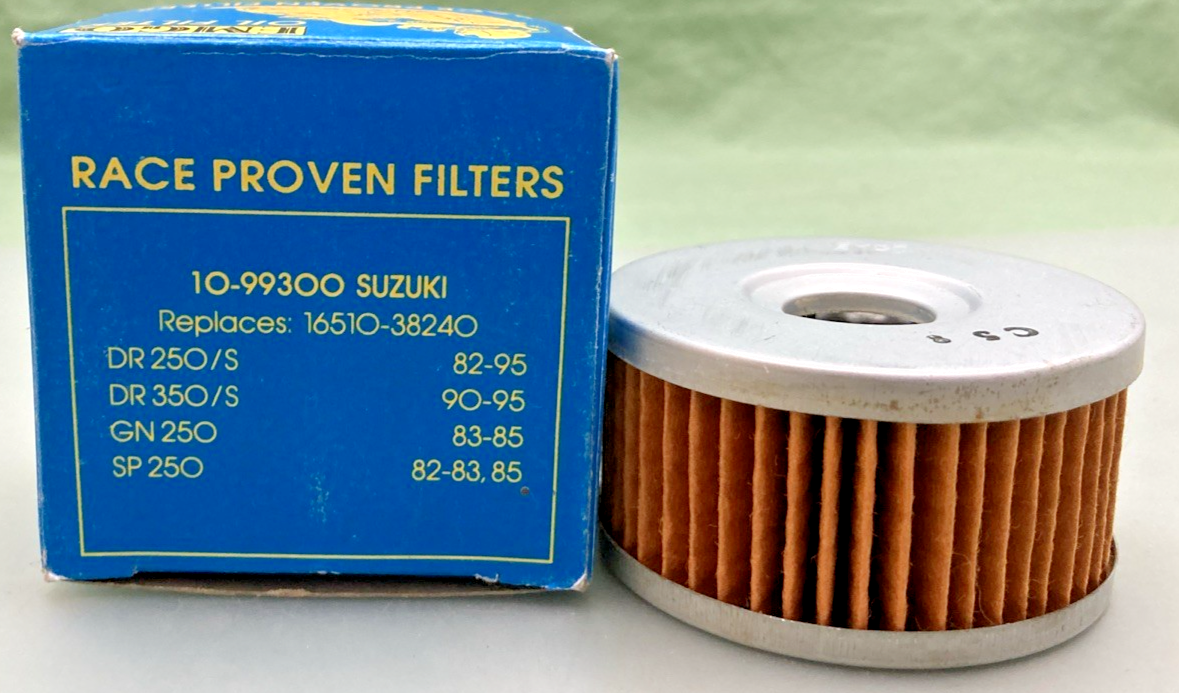 NEW GENUINE EMGO 10-99300 OIL FILTER REPLACES SUZUKI: 16510-38240