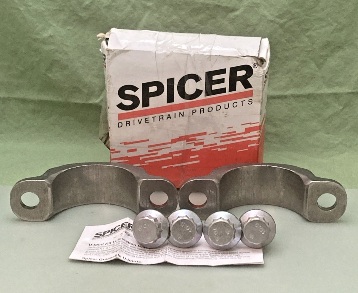 NEW GENUINE SPICER 350-70-18X BEARING RETAINER KIT