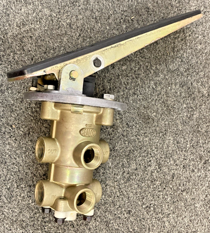 NEW GENUINE SEALCO 6125 VALVE-FOOT BRAKE PEDAL