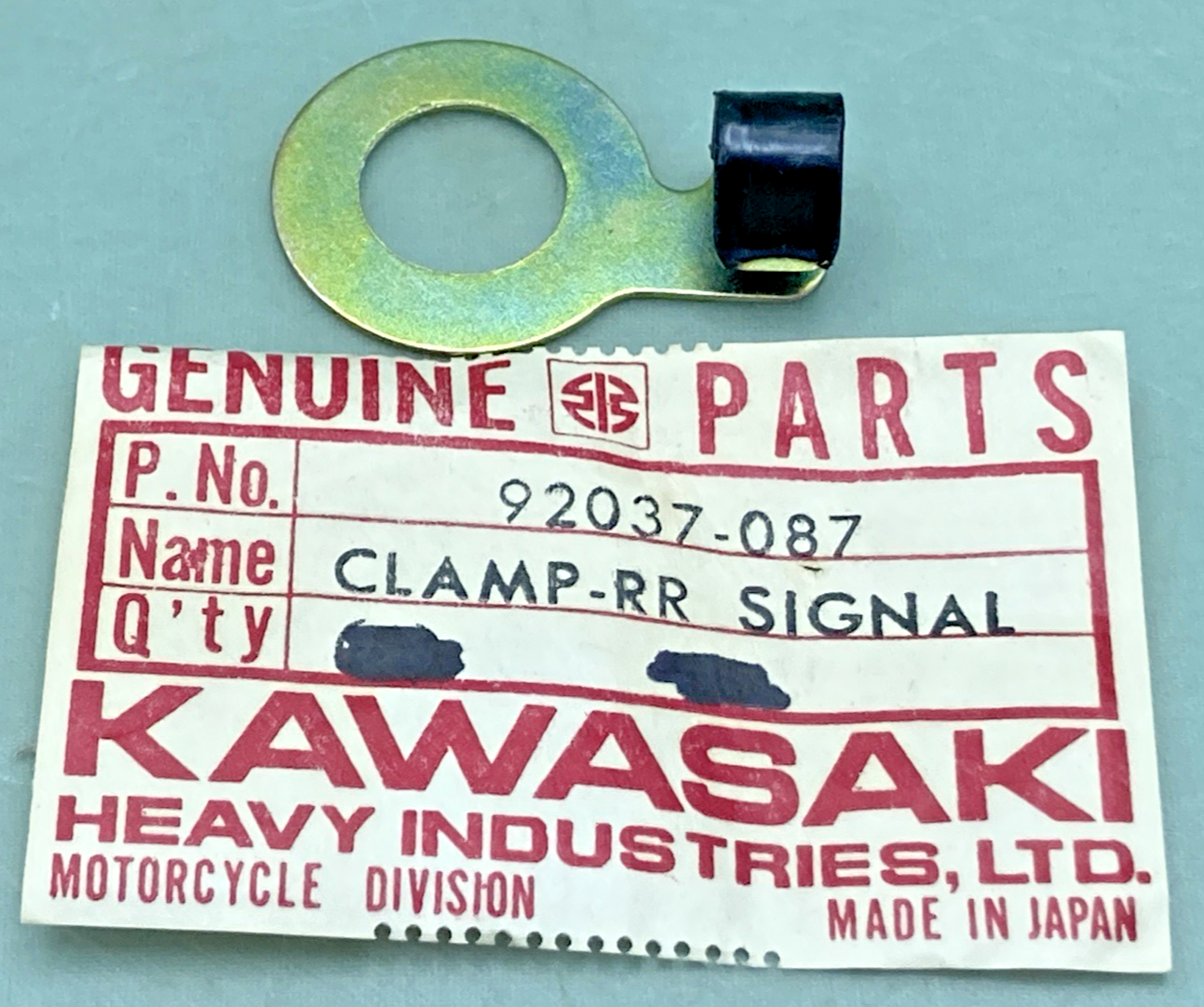 QTY 4 NEW GENUINE KAWASAKI 92037-087 Rear Signal Light Clamp