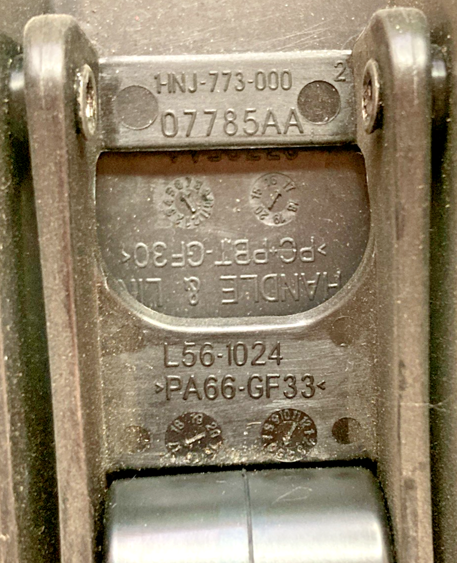 NEW GENUINE KENTWORTH L56-1024 HOOD LATCH