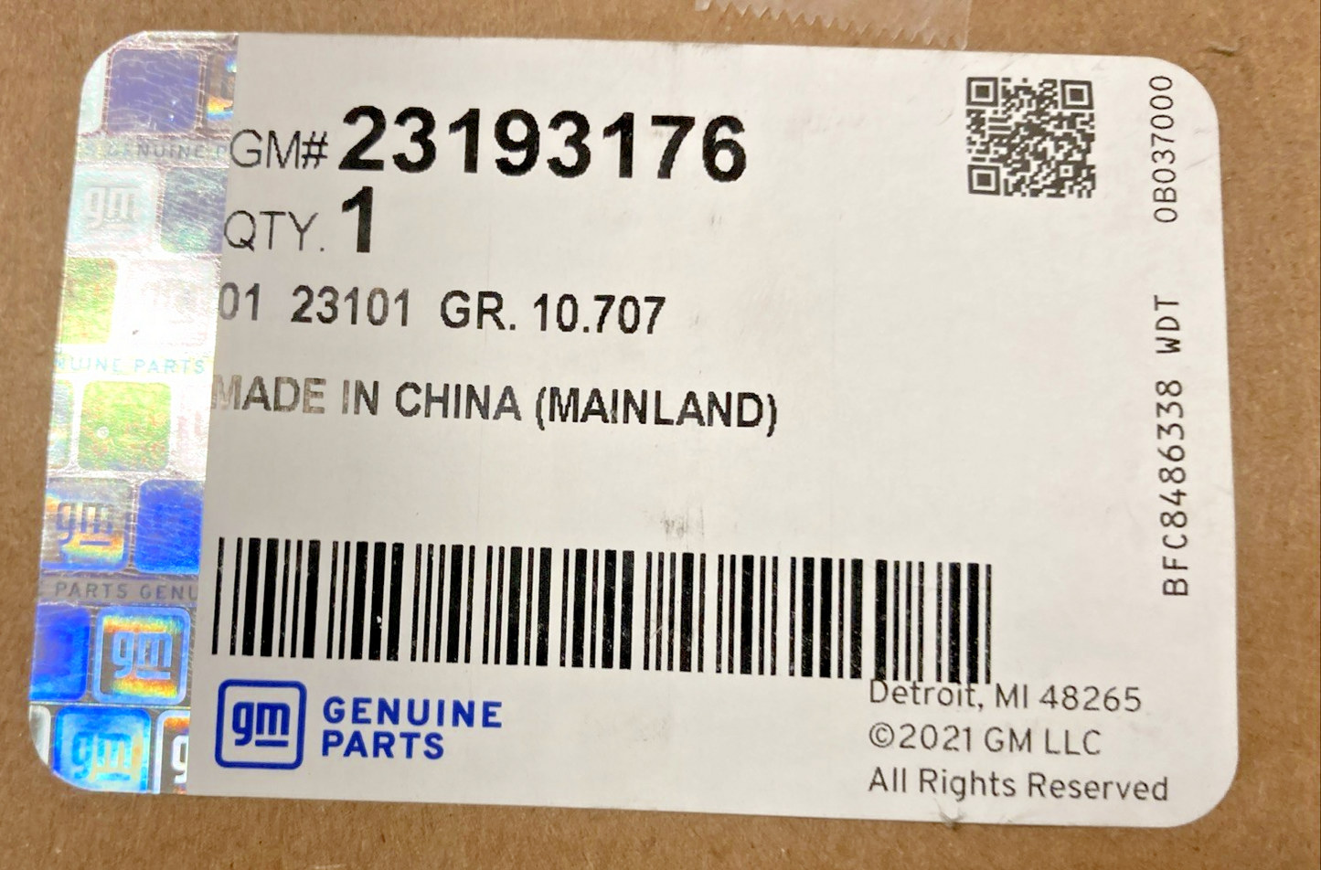 NEW GENUINE 23193176 MOLDING ASSEMBLY, FRONT SIDE DOOR WINDOW UPPER REVEAL