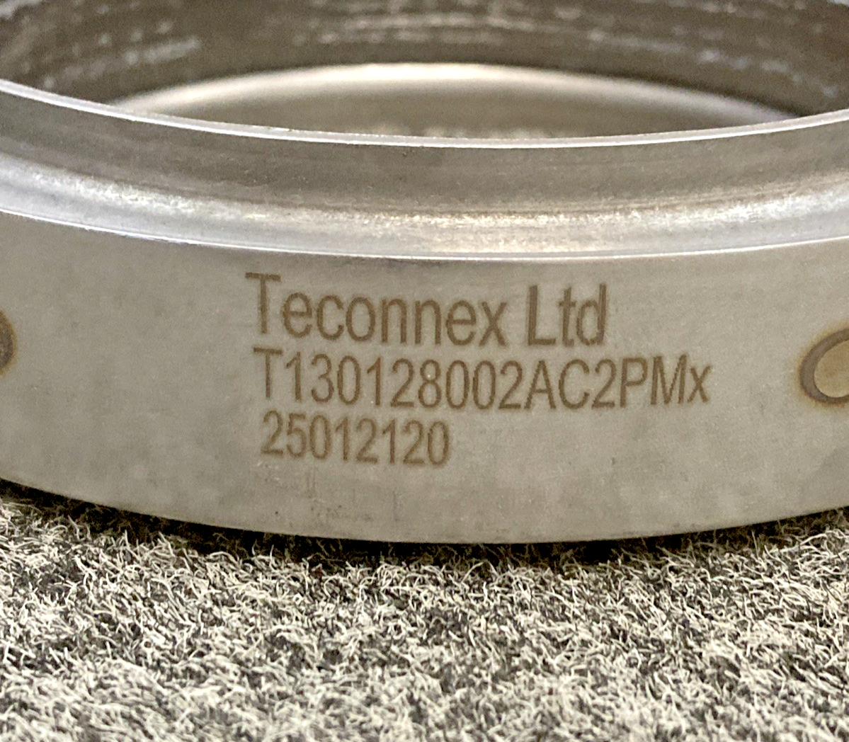 NEW GENUINE Freightliner TCX-AMS014AM - Exhaust Clamp - 4 in.
