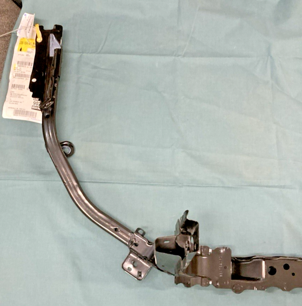 NEW GENUINE GM 84020973 BAR ASSEMBLY, RADIATOR SUPPORT TIE