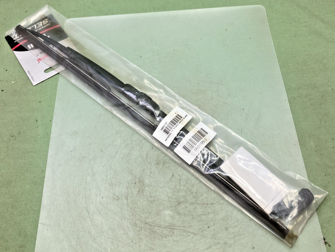 NEW GENUINE IMPERIAL 160018-7 UNIVERSIAL WIPER BLADE 18" CROWN SELECT SERIES