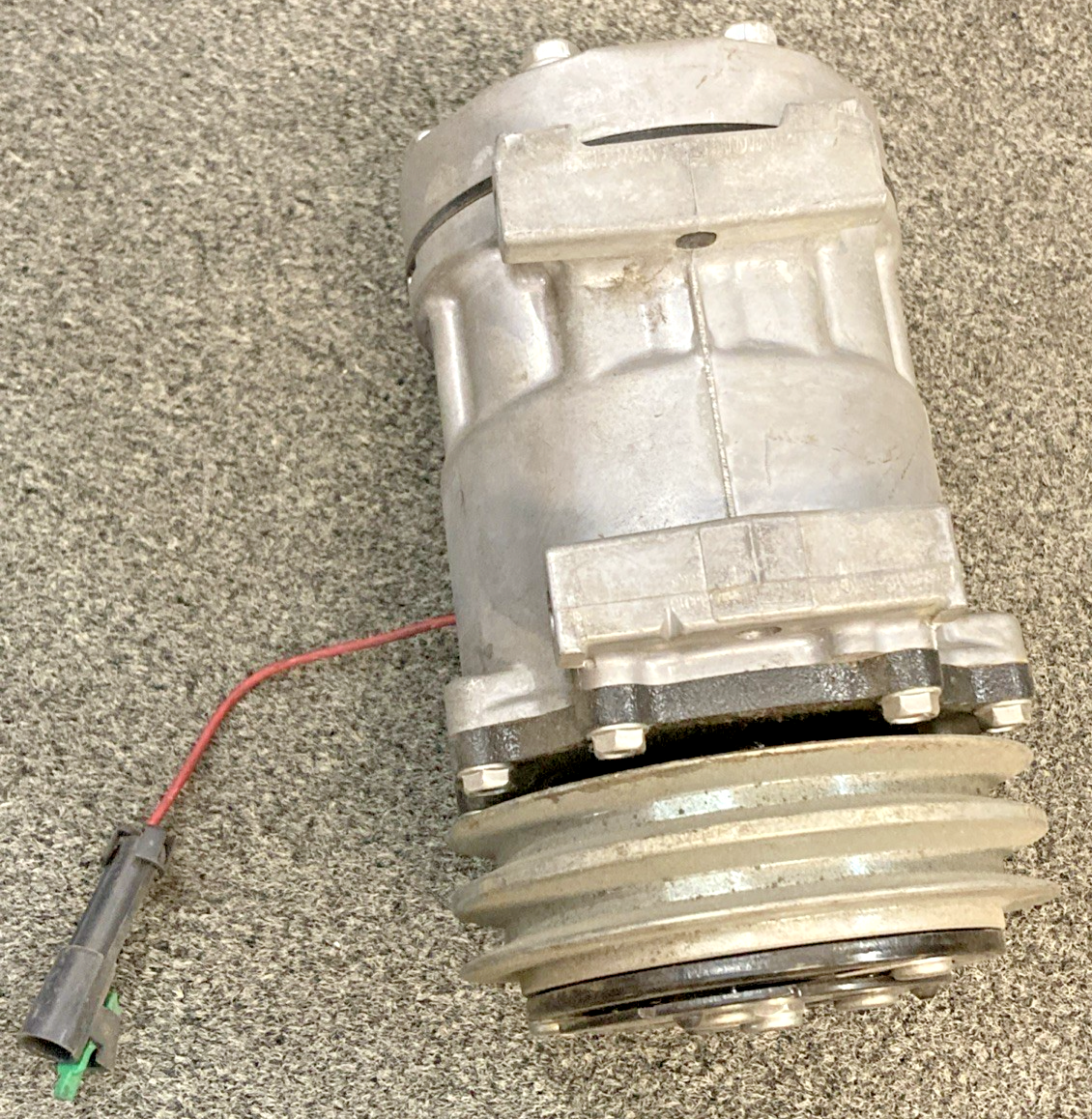 NEW GENUINE SANDEN 4626 AC COMPRESSOR