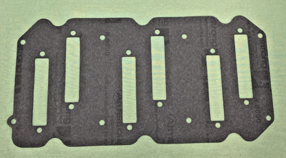 NEW GENUINE MERCURY 27-822061 Reed Block Housing Gasket