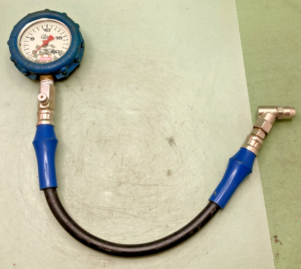 GENUINE QUICK CAR 56-021 TIRE PRESSURE GAUGE