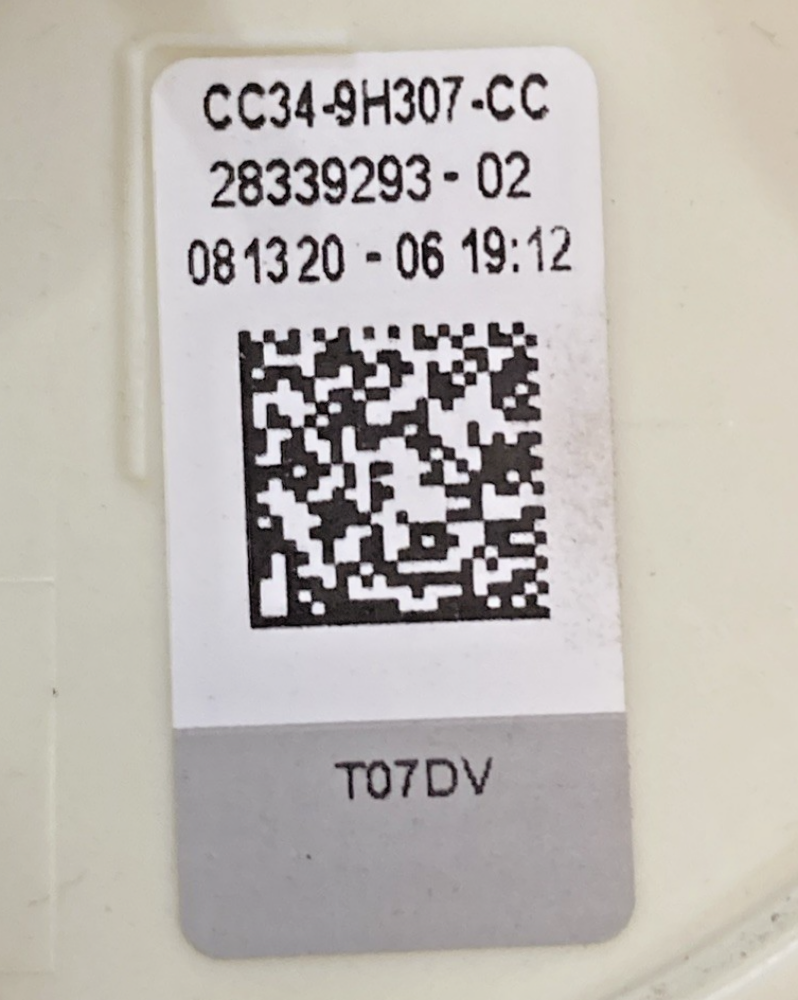 NEW GENUINE FORD CC34-9H307-CC FUEL PUMP 28339293