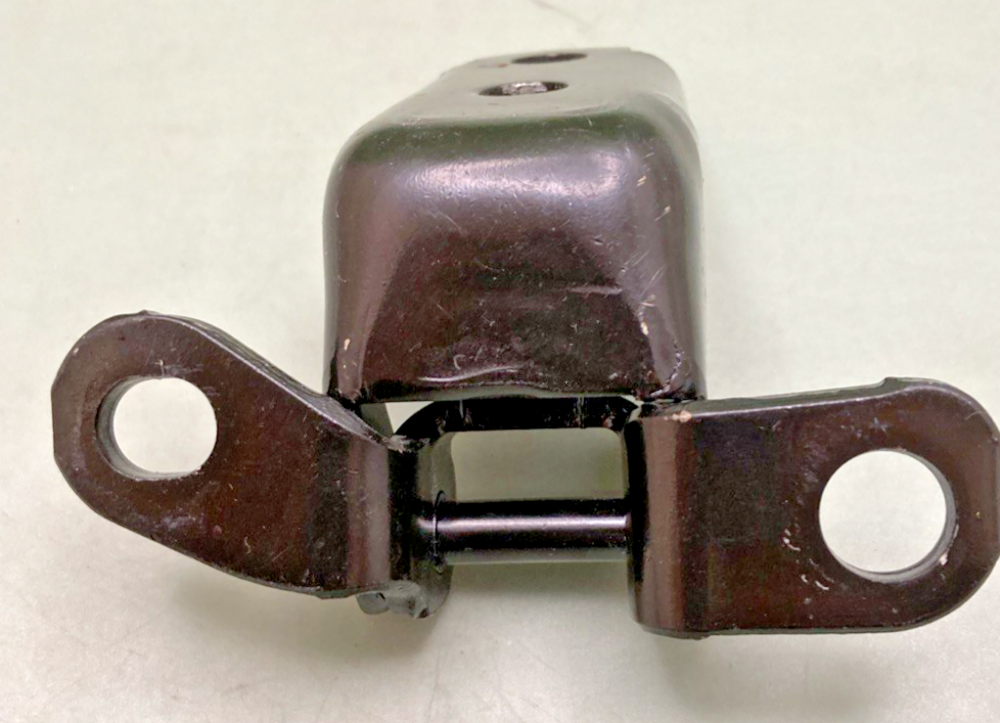 NEW GENUINE HONDA 67920-T2F-A01ZZ HINGE, RIGHT REAR DOOR LOWER