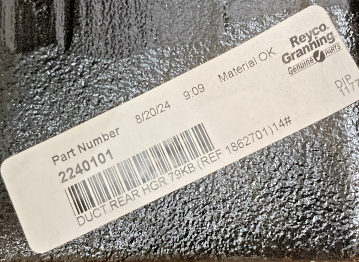 NEW GENUINE REYCO GRANNING 2240101 DUCT. REAR HGR 79KB (REF 1862701) 14#