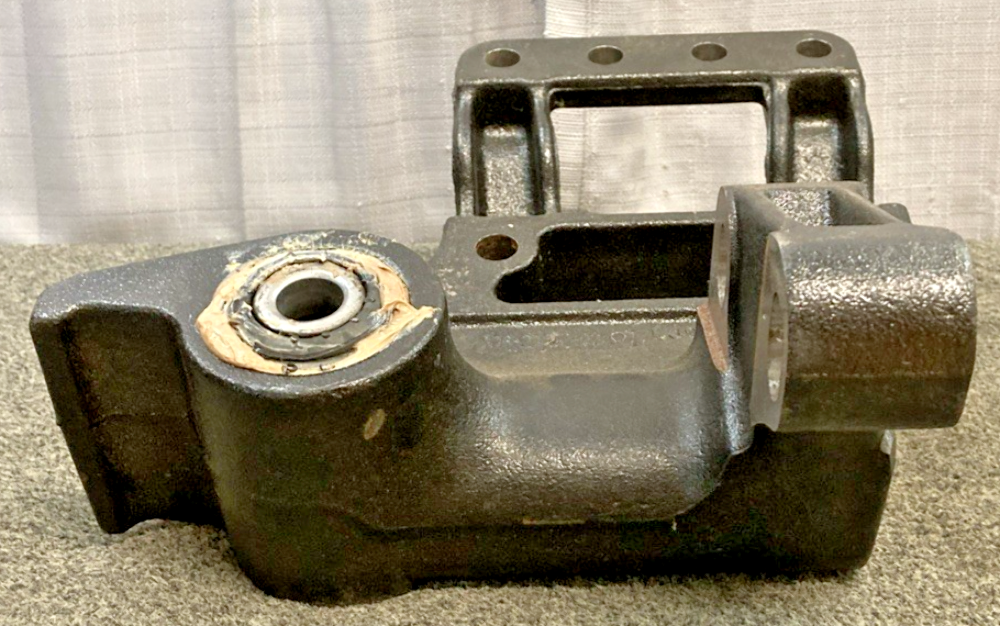 NEW GENUINE FREIGHTLINER A16-21197-008 SPRING HANGER BRACKET LH
