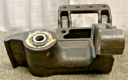 NEW GENUINE FREIGHTLINER A16-21197-008 SPRING HANGER BRACKET LH
