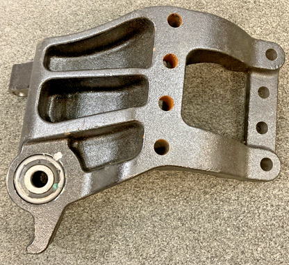 NEW GENUINE FREIGHTLINER A16-21197-008 SPRING HANGER BRACKET LH
