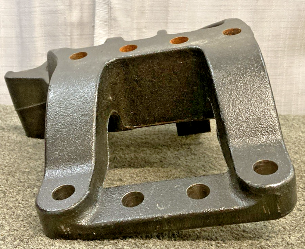 NEW GENUINE FREIGHTLINER A16-21197-008 SPRING HANGER BRACKET LH