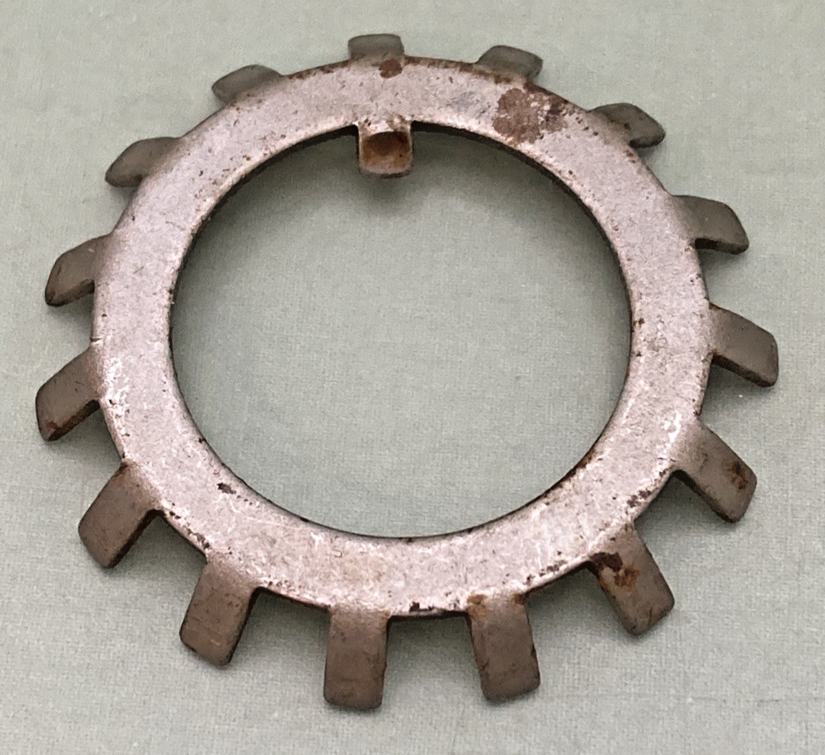 NEW GENUINE OMC 911752 Retainer