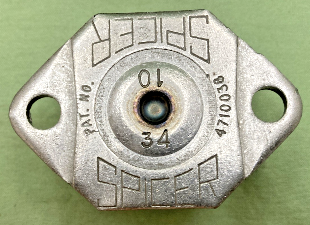 NEW SPICER 5-674X UNILVERSAL JOINT GREASEABLE, 1610 Series, INCOMPLETE SET