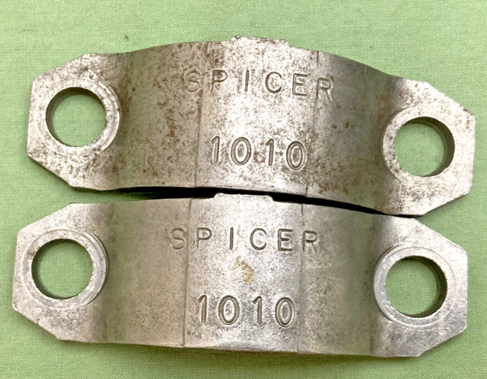 NEW SPICER 5-674X UNILVERSAL JOINT GREASEABLE, 1610 Series, INCOMPLETE SET