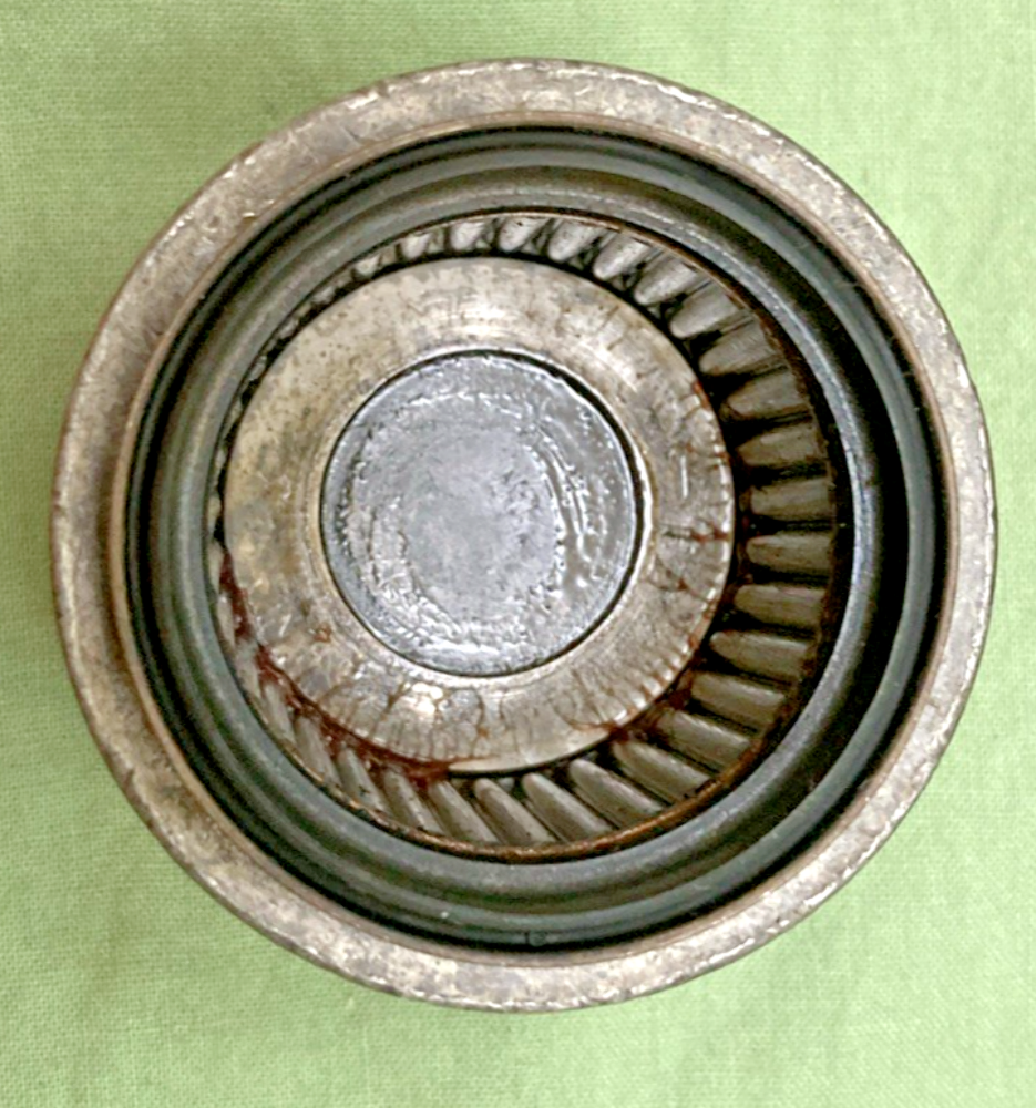 NEW SPICER 5-674X UNILVERSAL JOINT GREASEABLE, 1610 Series, INCOMPLETE SET