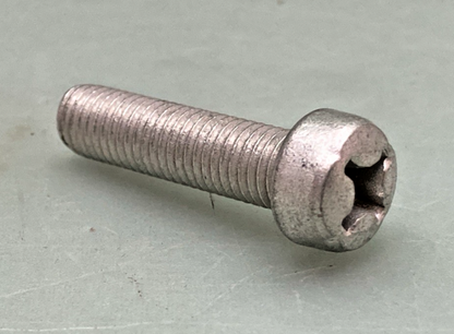 QTY 5 NEW GENUINE MERCURY 10-31294 SCREW