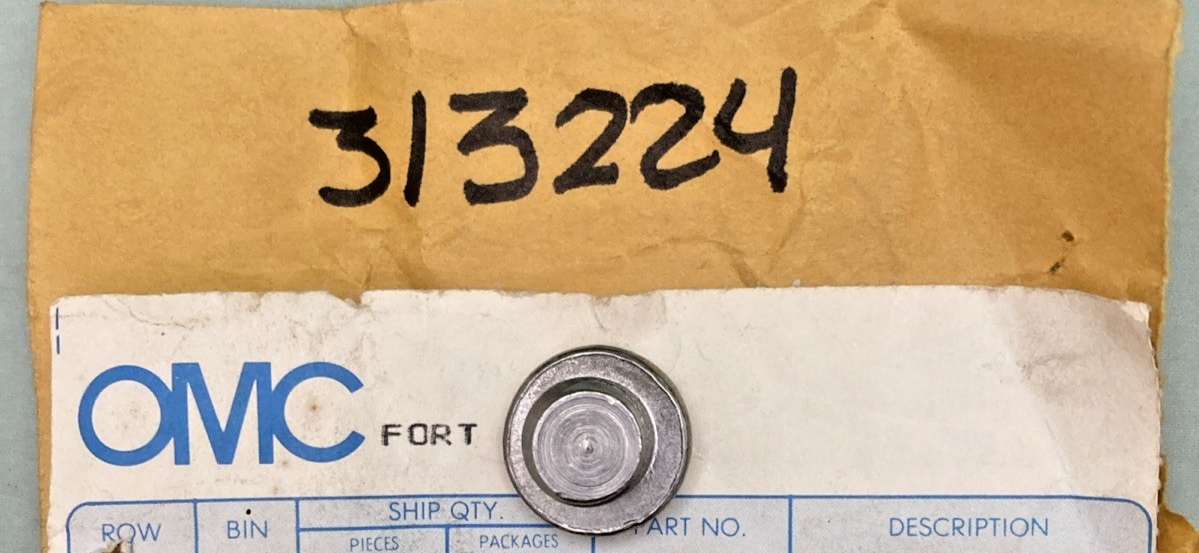 QTY 2 NEW GENUINE OMC 313224 Oil Screw Plug