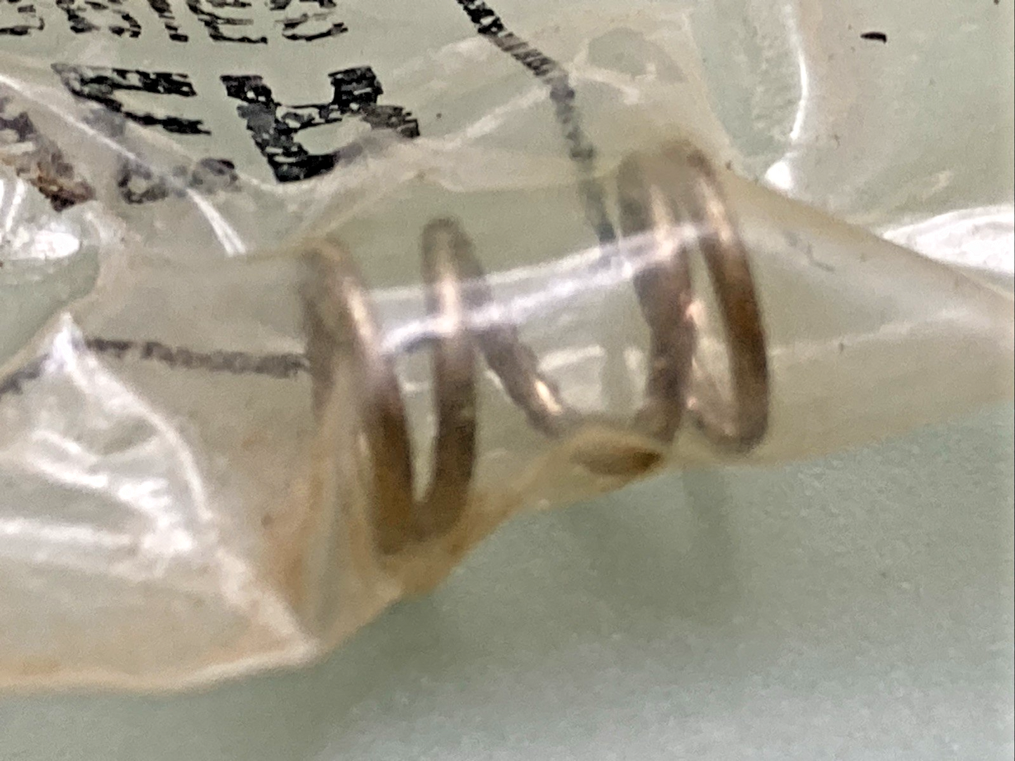 QTY 2 NEW GENUINE MERCURY 24-35227 SPRING