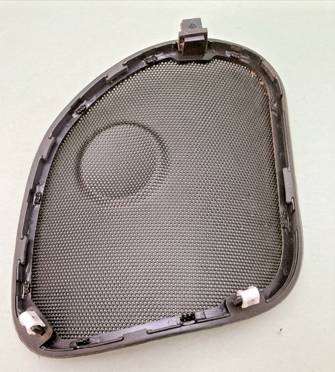 NEW REPLACES HARLEY DAVIDSON 76000593 SPEAKER GRILLE RIGHT