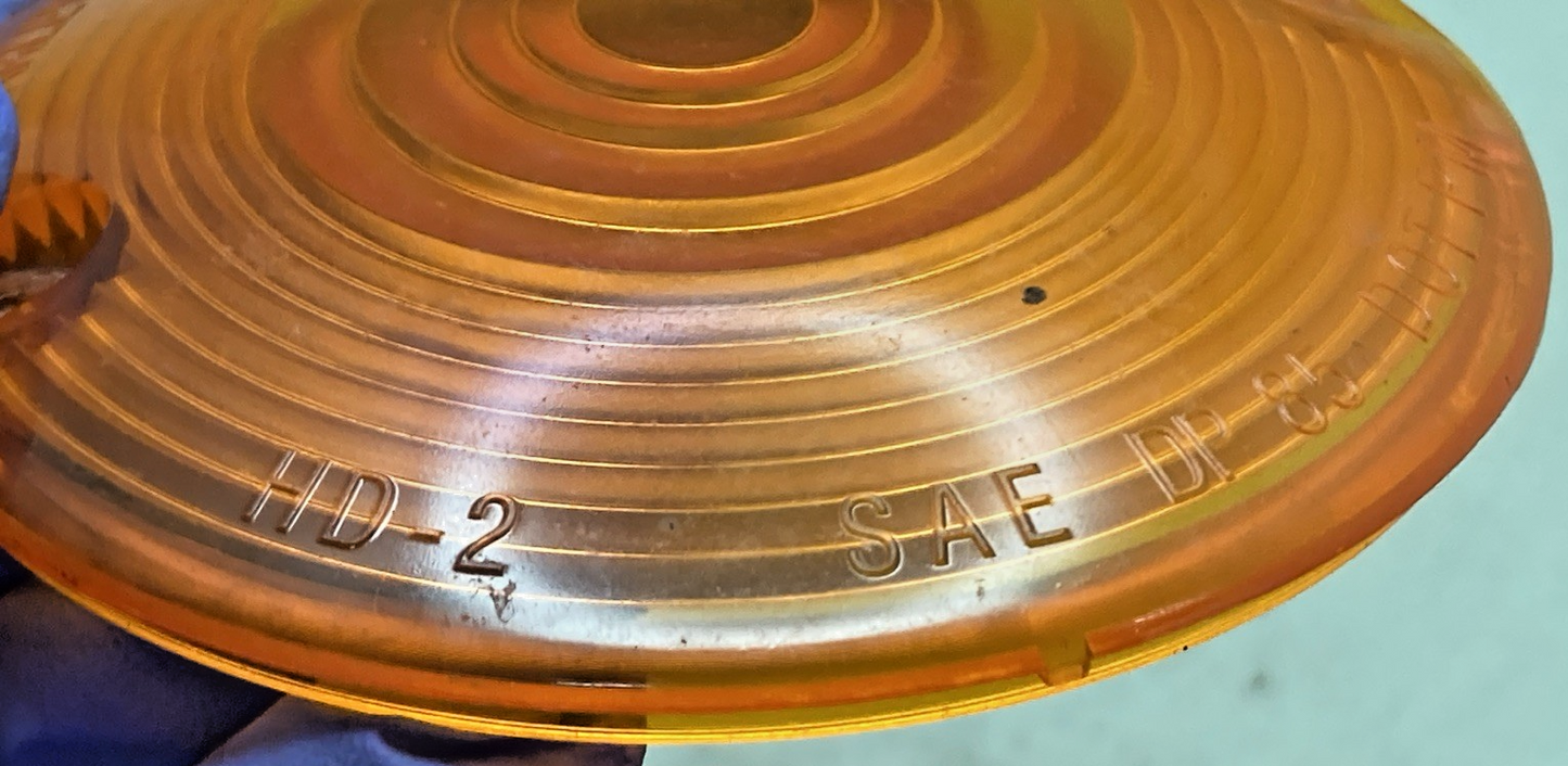 GENUINE HARLEY DAVIDSON HD-2 TURN SIGNAL LENS AMBER