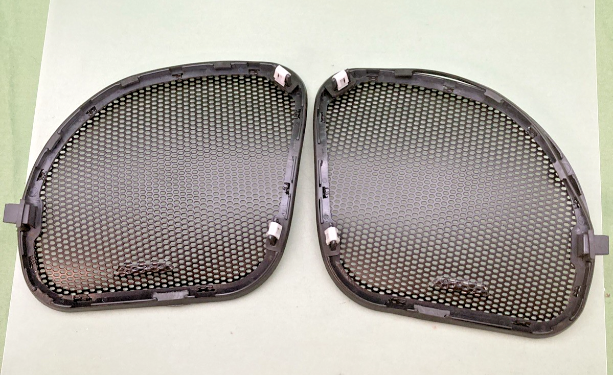 NEW GENUINE Rockford Fosgate HD-22729  15-23 Harley Road Glide Speaker GRILL SET