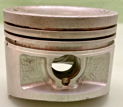 NEW GENUINE HONDA 13102-958-670 PISTON, 200 ATC 1984-1985, 200 ATC-S 1984-1986