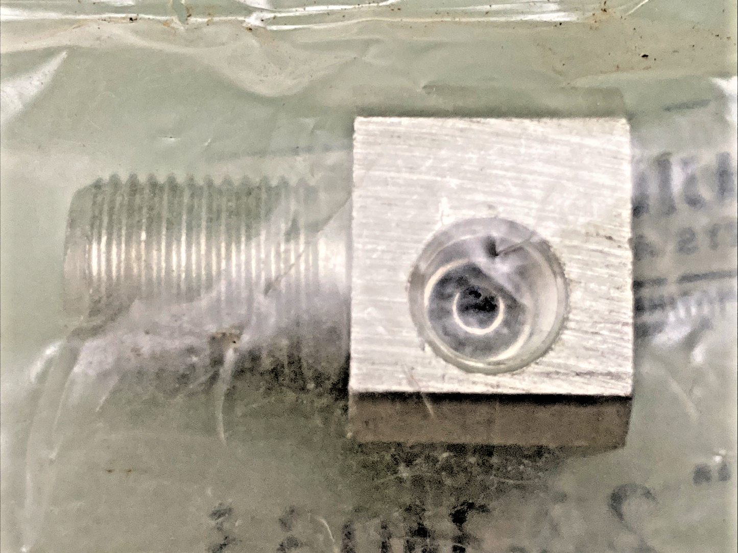 NEW GENUINE MERCURY 22-36033 POWER TRIM CONNECTOR