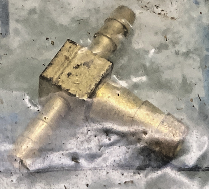 NEW GENUINE MERCURY 22-18205 FITTING