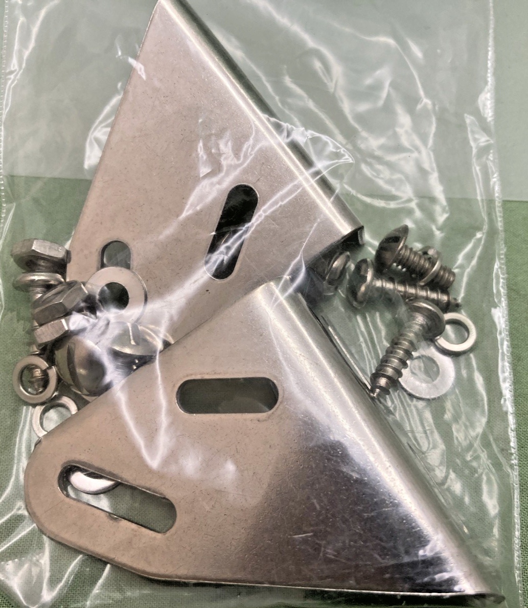 AIRMAR P52, 20-03 TWO PIECE UNIVERSAL TRANSDUCER TRANSOM BRACKER STAINLESS STEEL