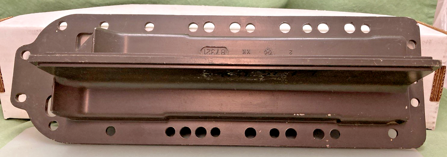 NEW REPLACES MERCURY 87321T Exhaust Plate