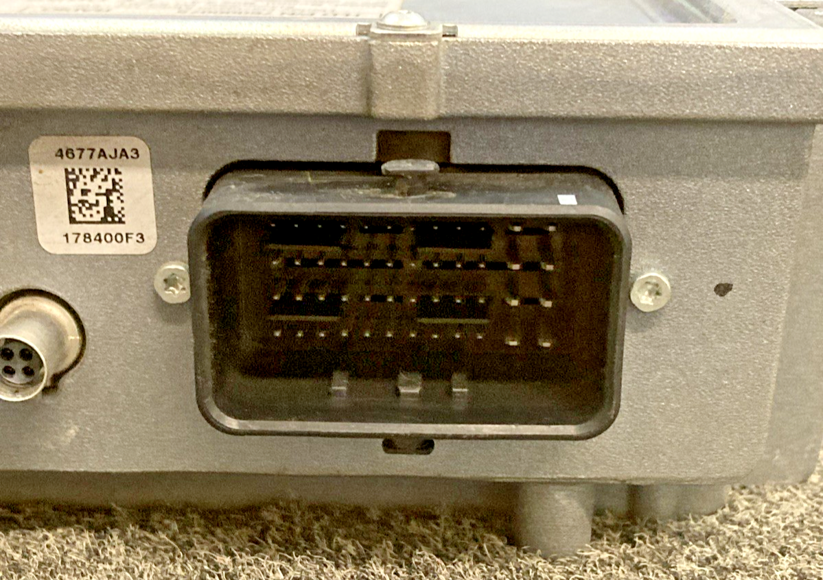 GENUINE HARLEY DAVIDSON 76000075 HARMAN Radio Stereo Boom Box 4.3 TOURING